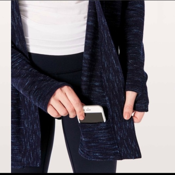 Lululemon Blissful Zen Open Front Merino Wool Sweater Size 8 Dark Blue and Black - Picture 6 of 12